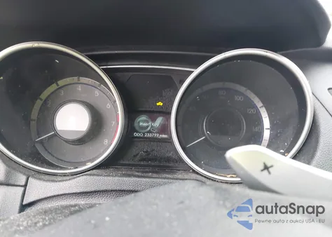 2011 Hyundai Sonata Se z USA, uszkodzony, nr VIN 5NPEC4AC2BH155605